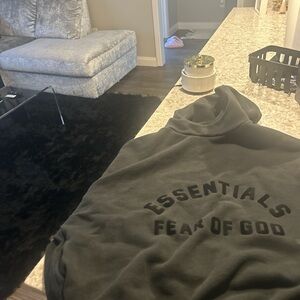 Fear of God Essentials Hoodie - Black